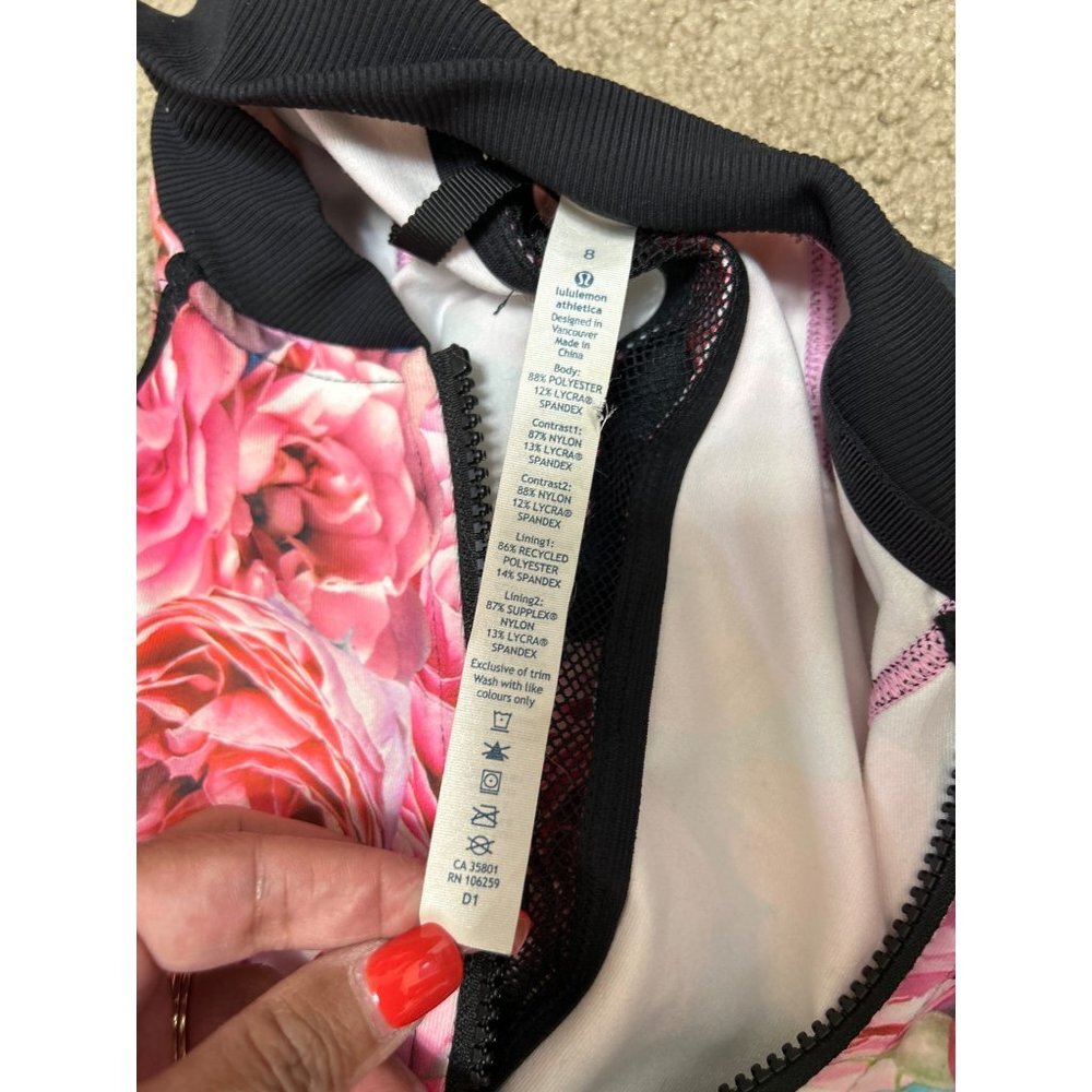 Lululemon Hold Your Om Hoodie Jacket Secret Garden Black Floral Zip Size 8 - Picture 7 of 10